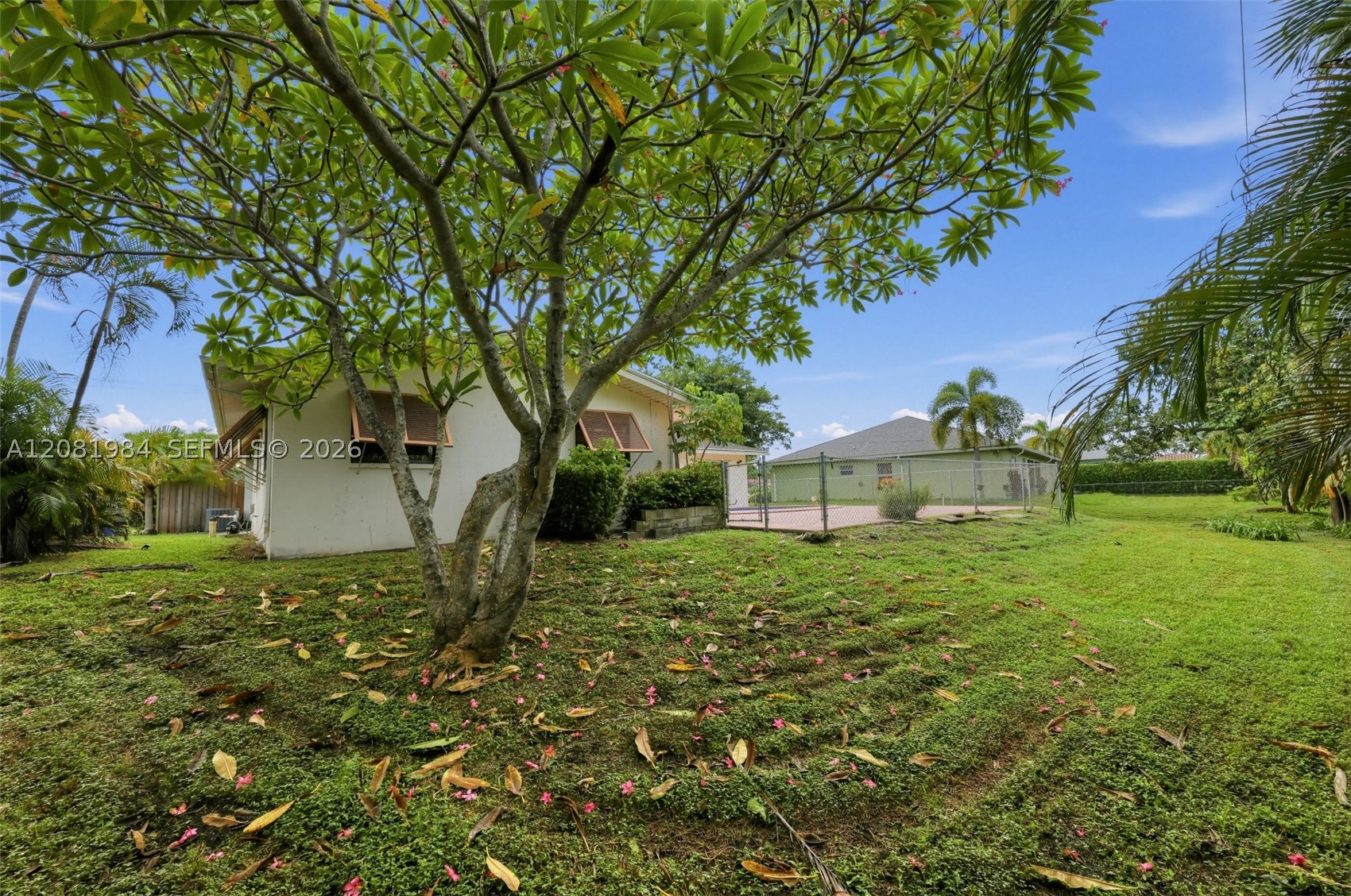2931 S Seacrest Blvd Property Photo 1