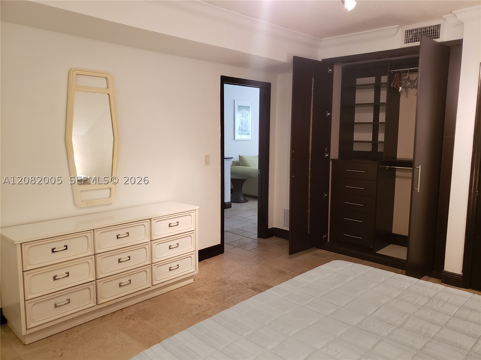 1800 Meridian Ave 7 Property Photo 10