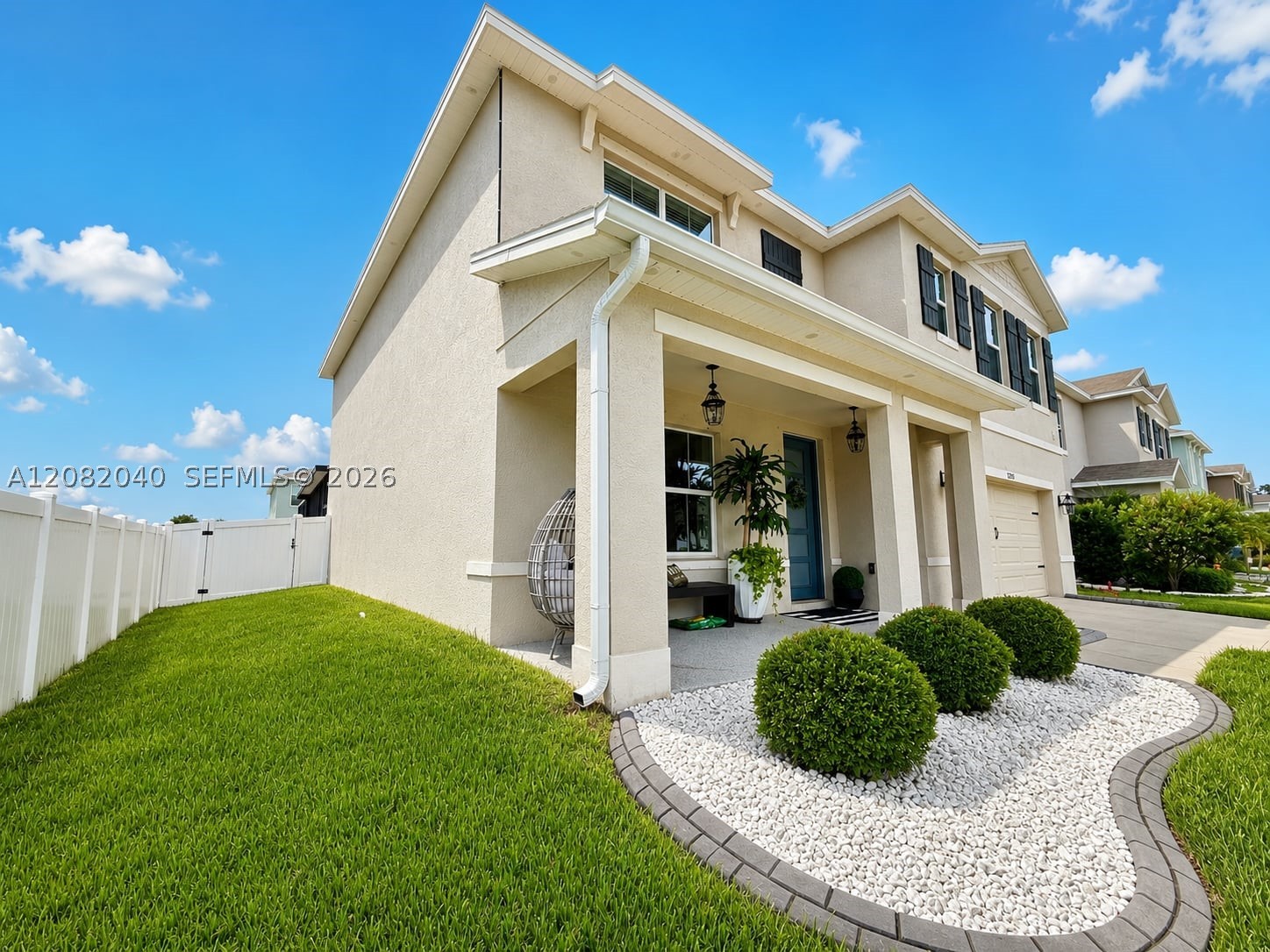 10204 Opaline Ct Property Photo 6