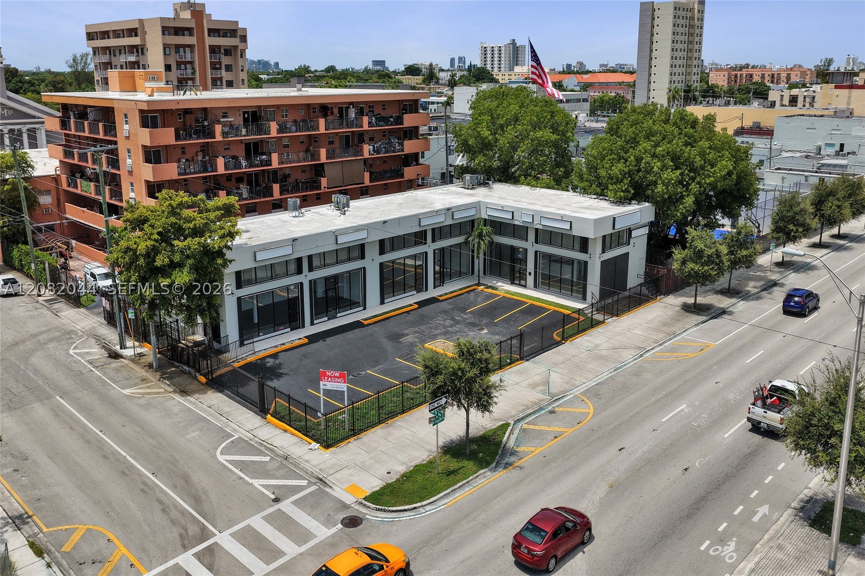 900 Flagler St Property Photo 1