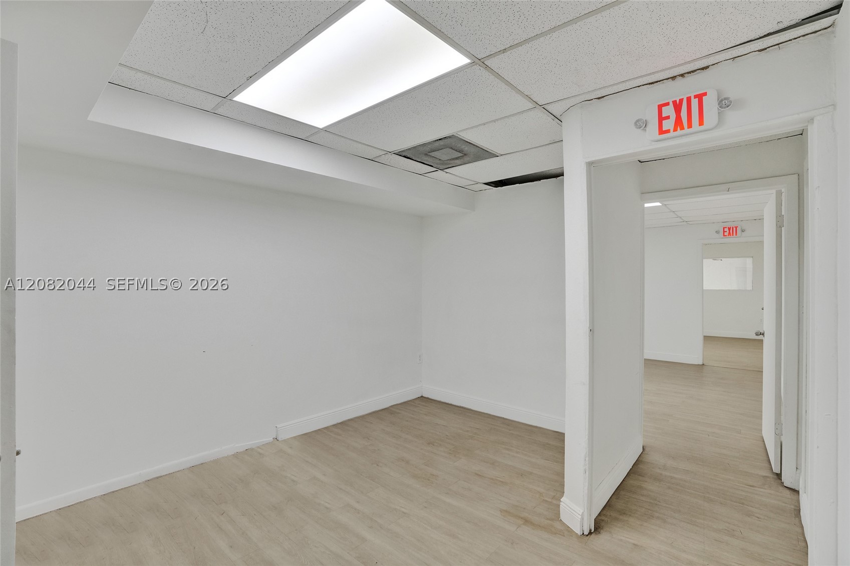 900 Flagler St Property Photo 10