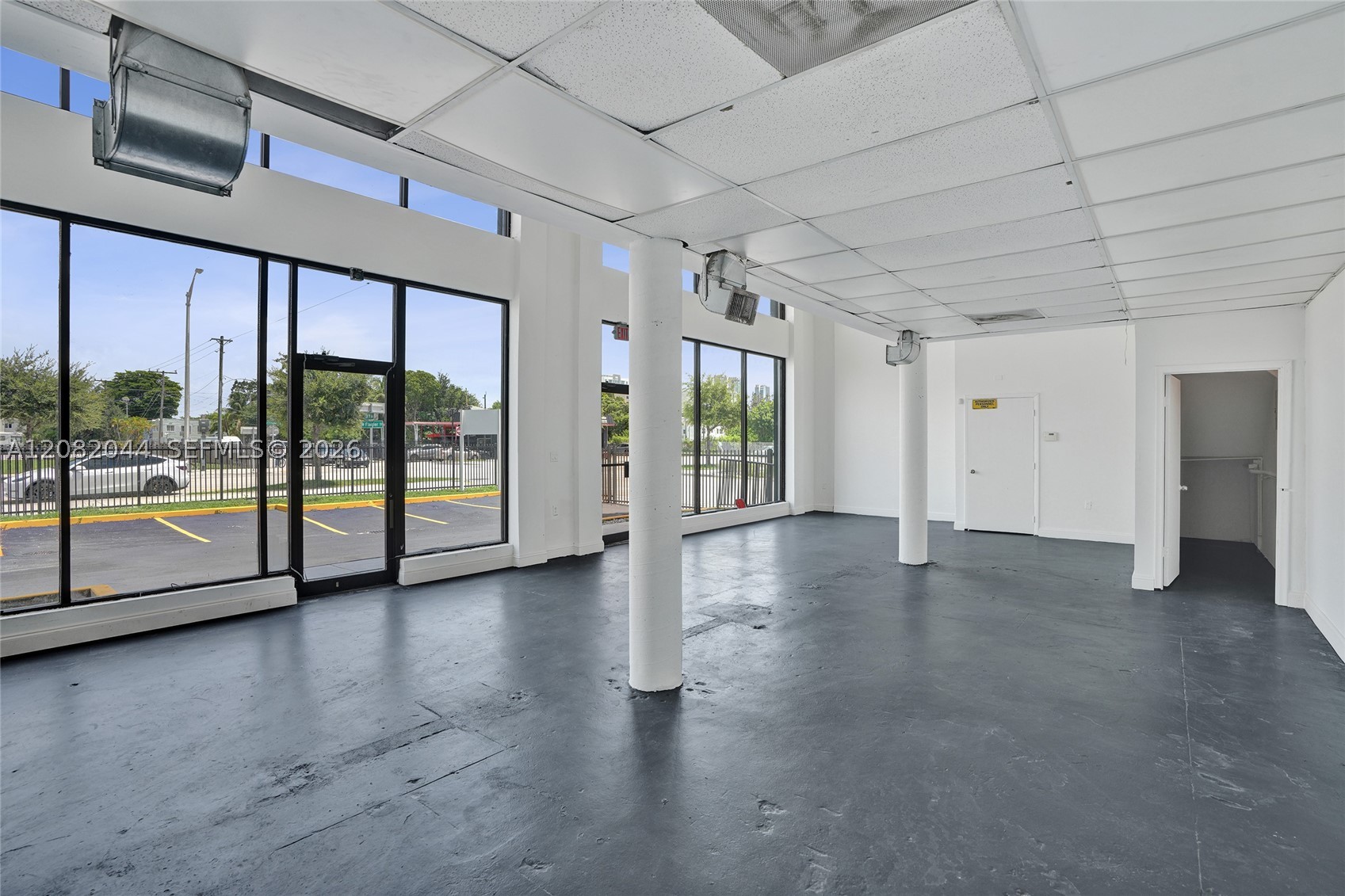 900 Flagler St Property Photo 18