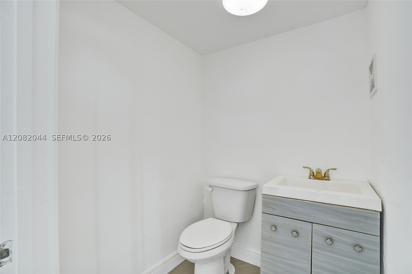 900 Flagler St Property Photo 21