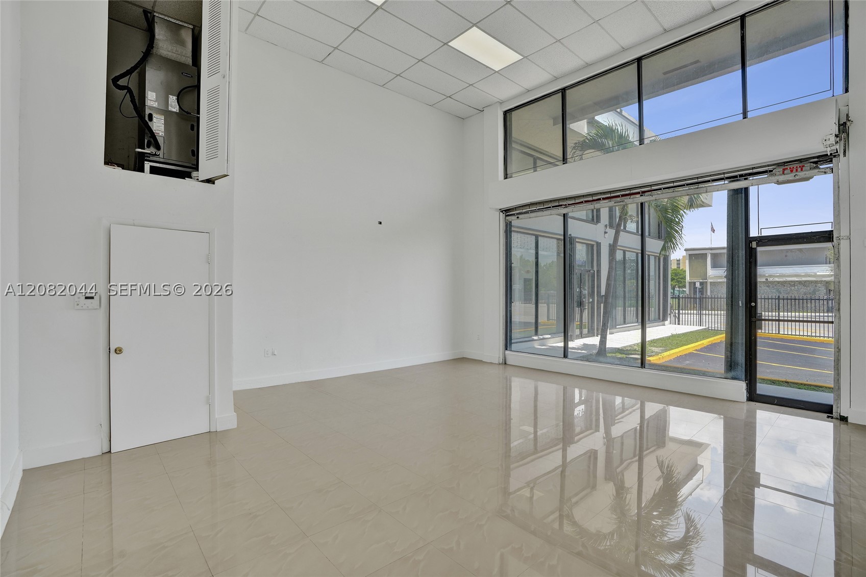 900 Flagler St Property Photo 23