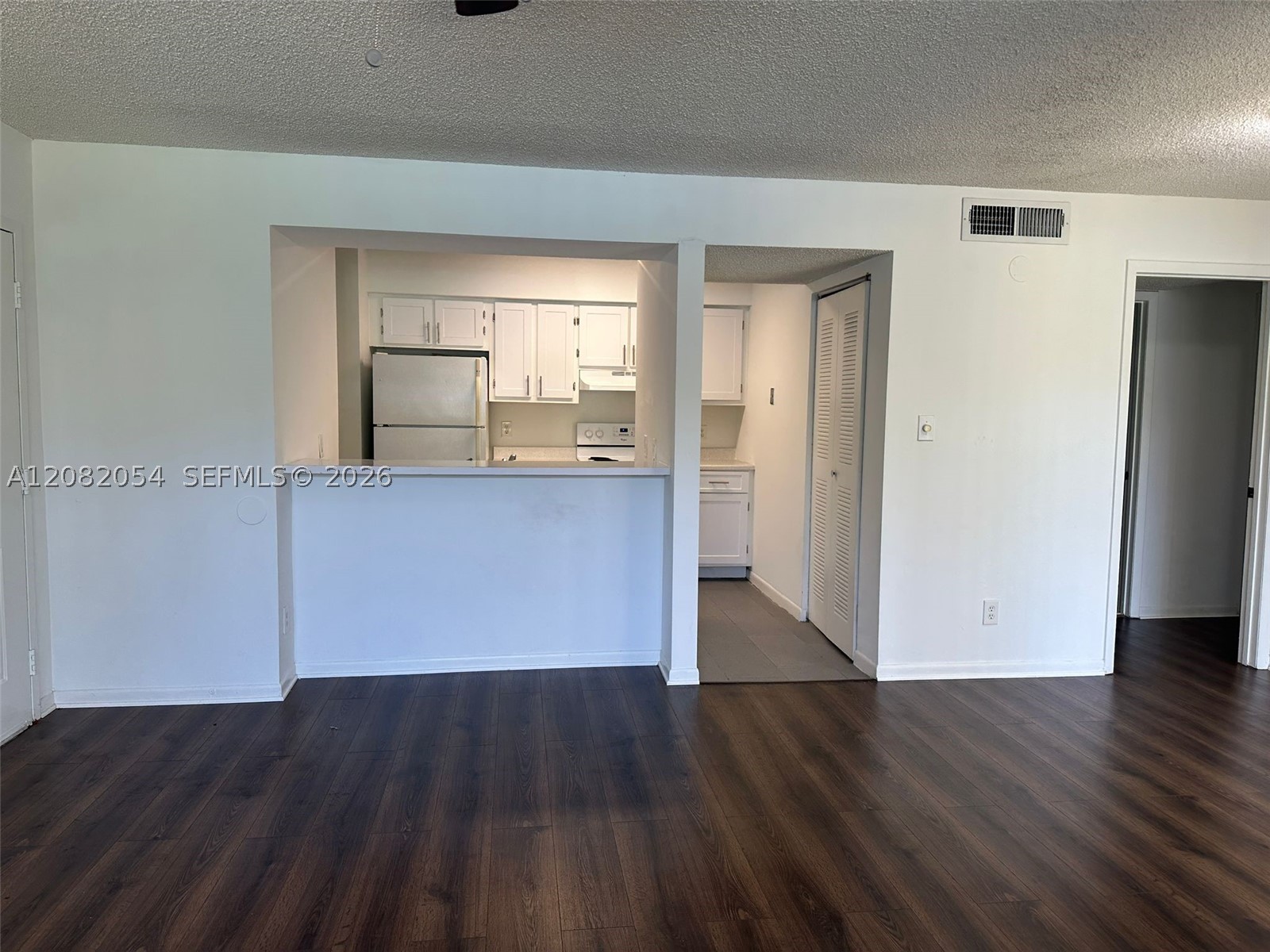 540 S Park Rd 16-9 Property Photo 8