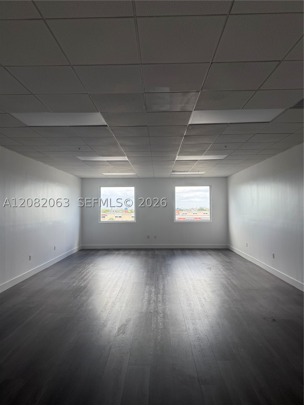 A12082063 Property Photo 5