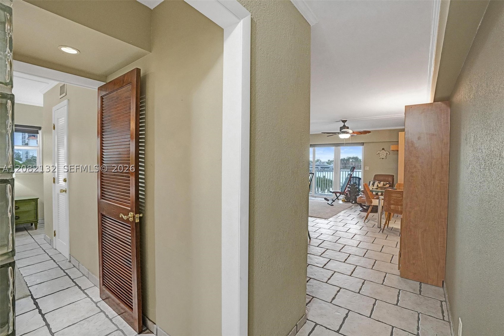 95 N Birch Rd 301 Property Photo 15