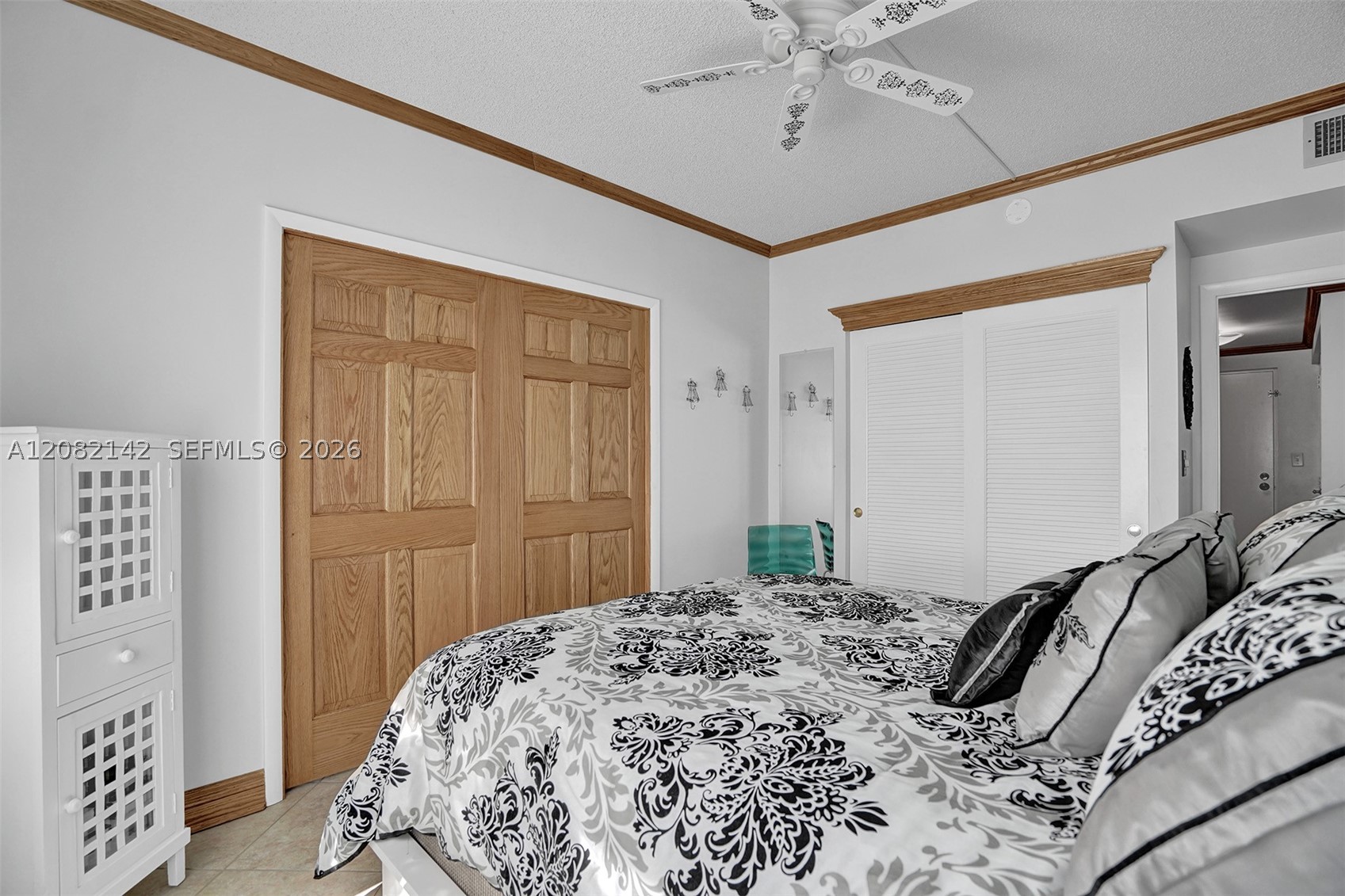 400 N Riverside Dr 406 Property Photo 22