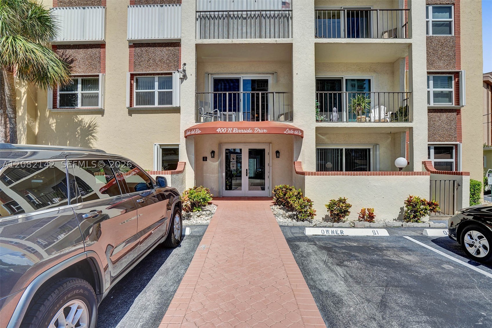 400 N Riverside Dr 406 Property Photo 45