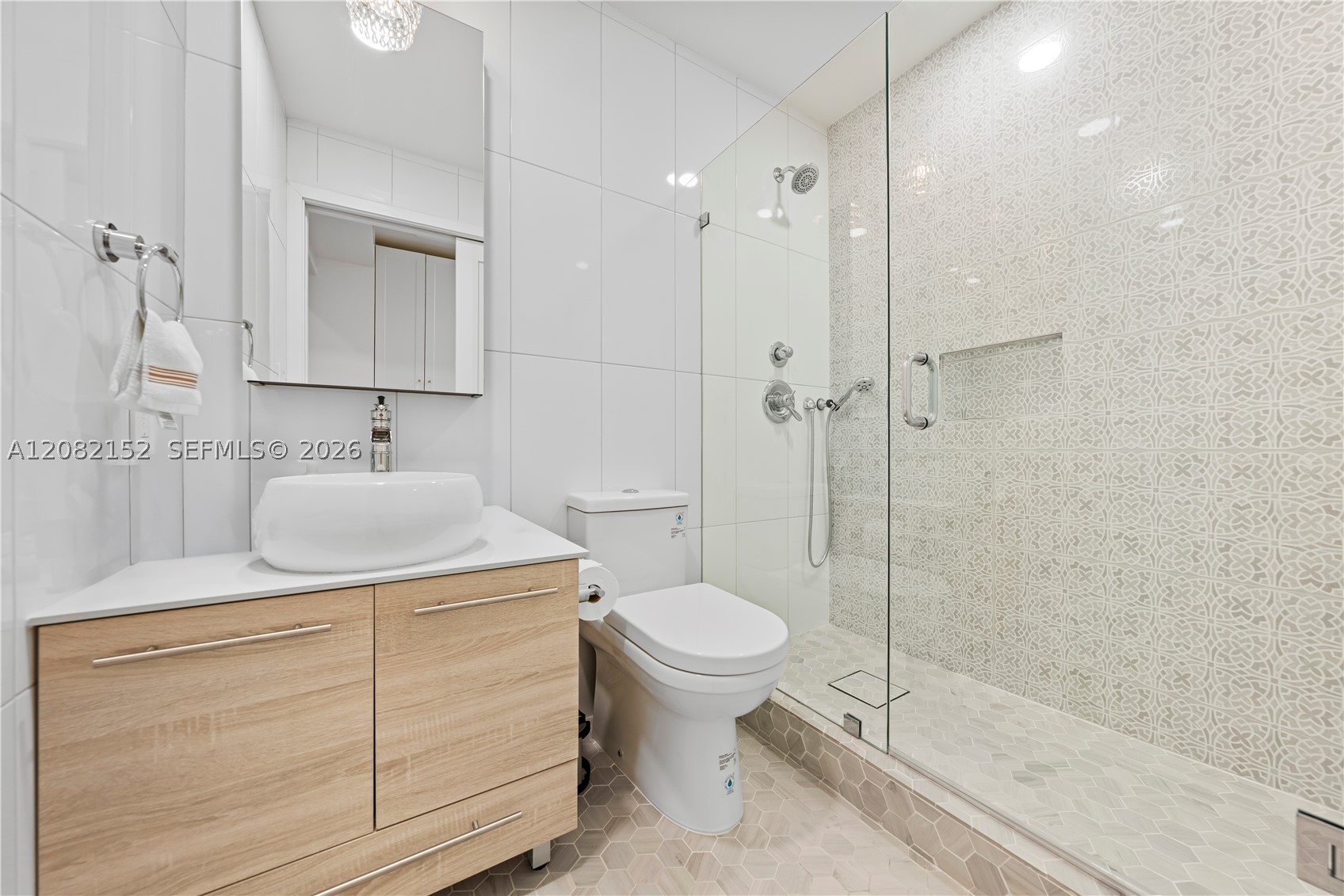 1077 Nw 170th Ave Property Photo 9