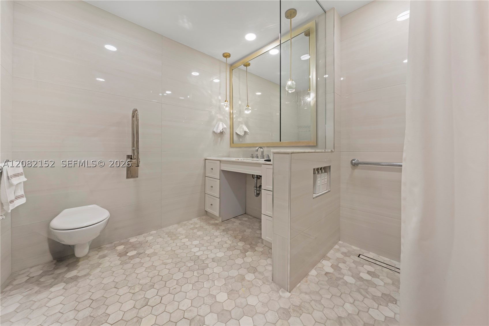 1077 Nw 170th Ave Property Photo 16