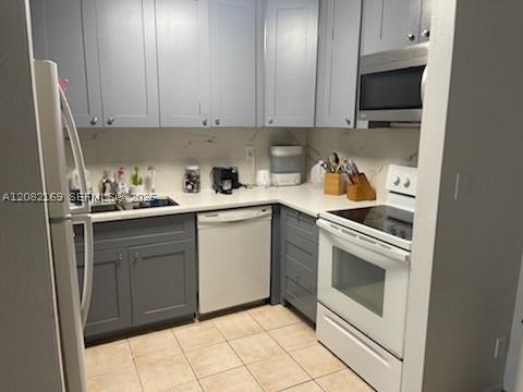2671 Riverside Dr 7 Property Photo 1