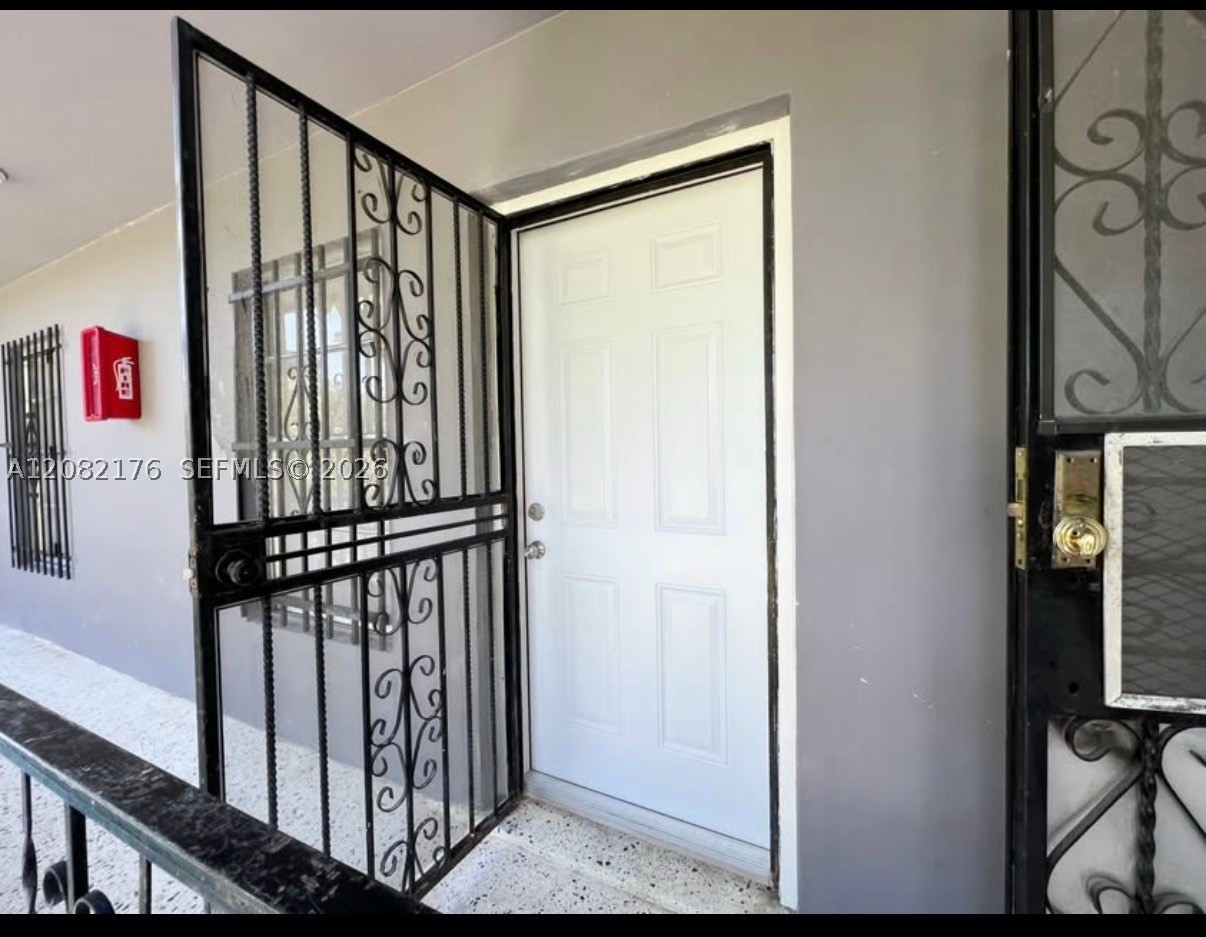 752 NW 4th St 5 Property Photo 1