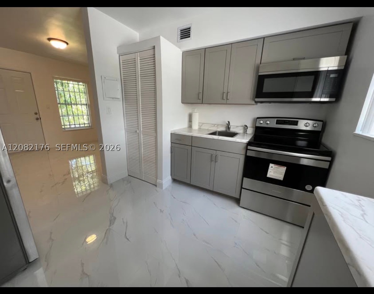 752 Nw 4th St 5 Property Photo 5