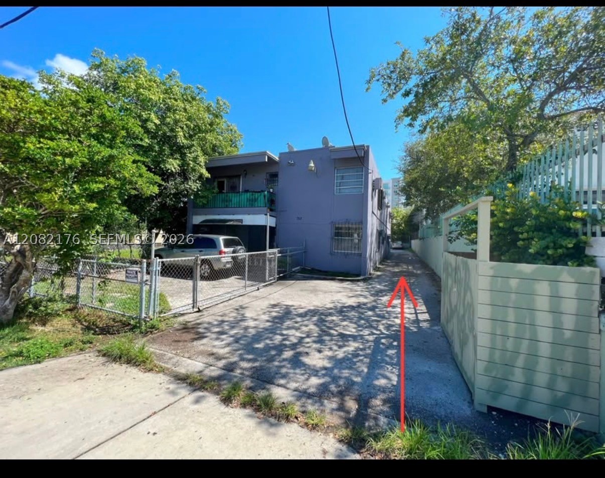 752 Nw 4th St 5 Property Photo 15
