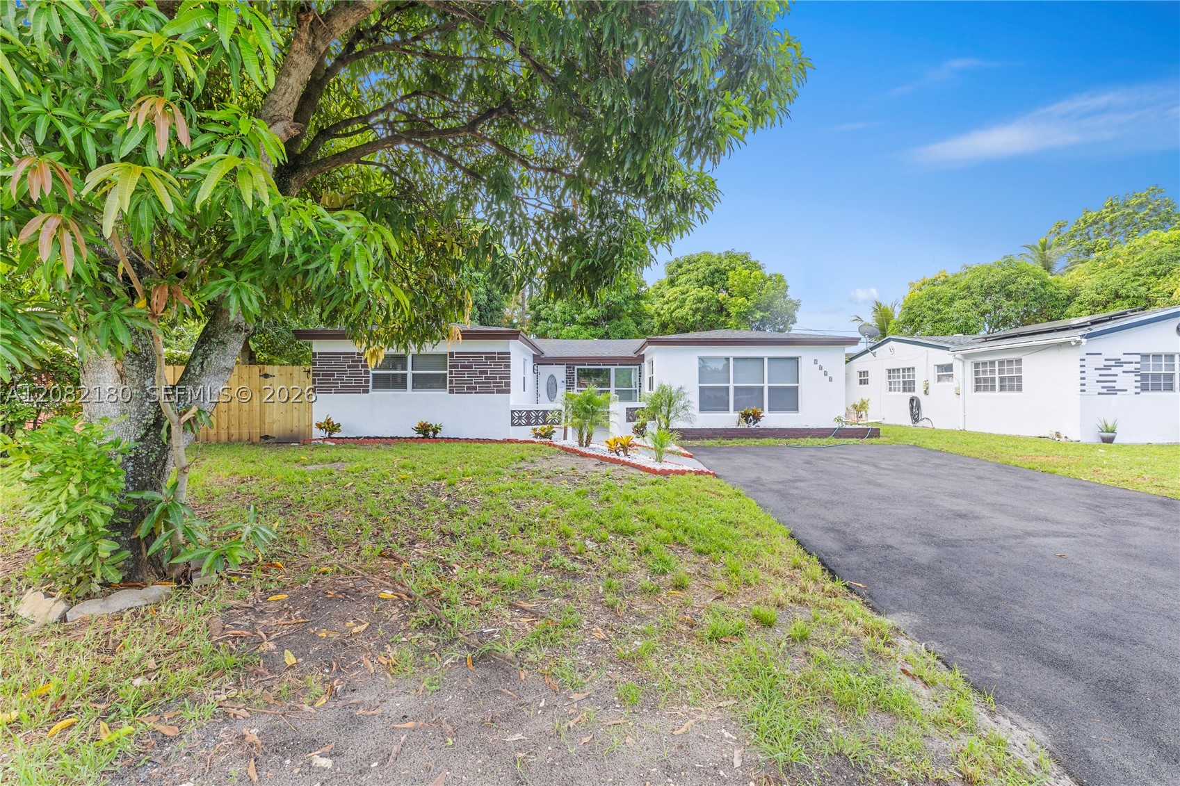 7320 Shalimar St Property Photo 4