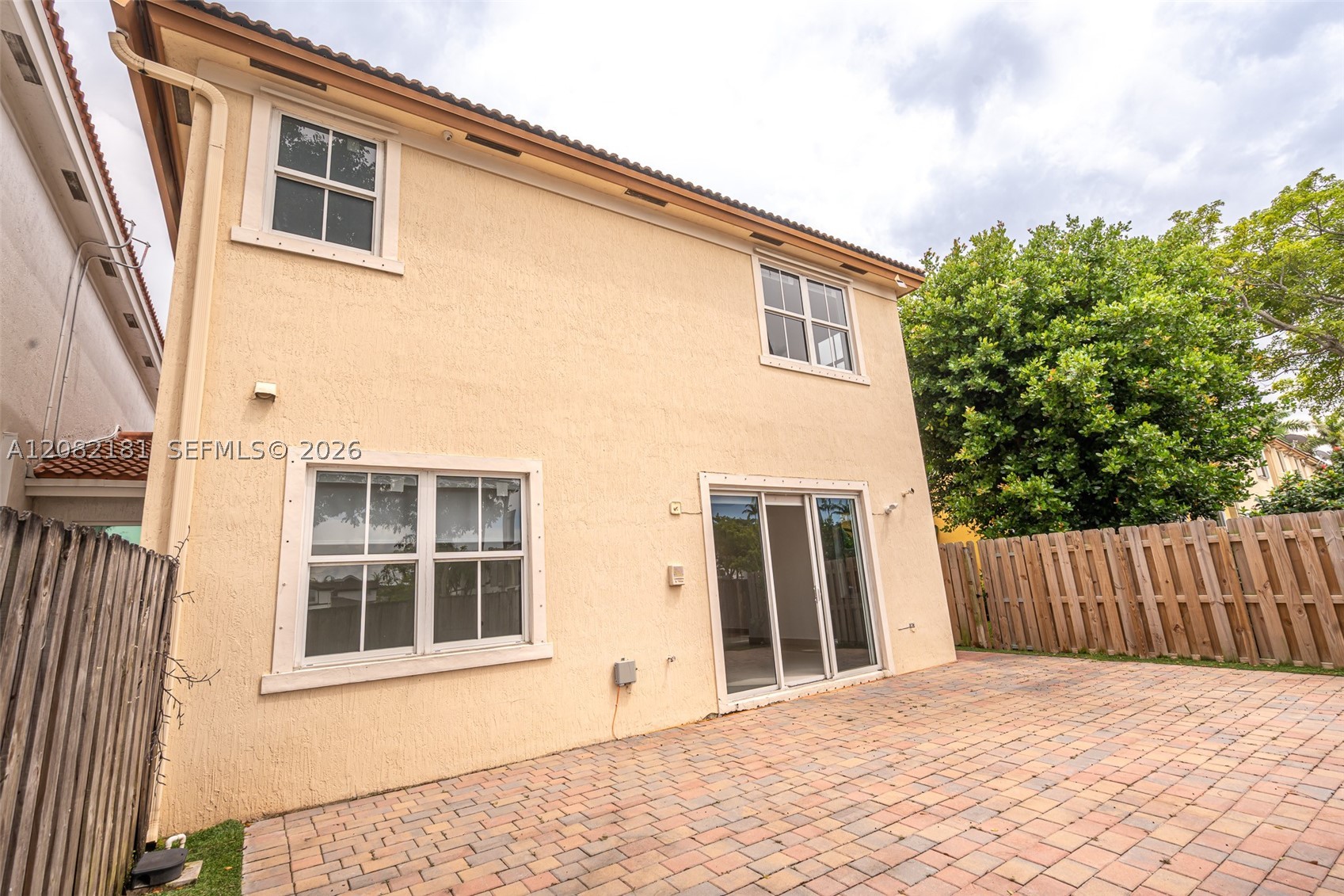 7670 Nw 113th Path Property Photo 13