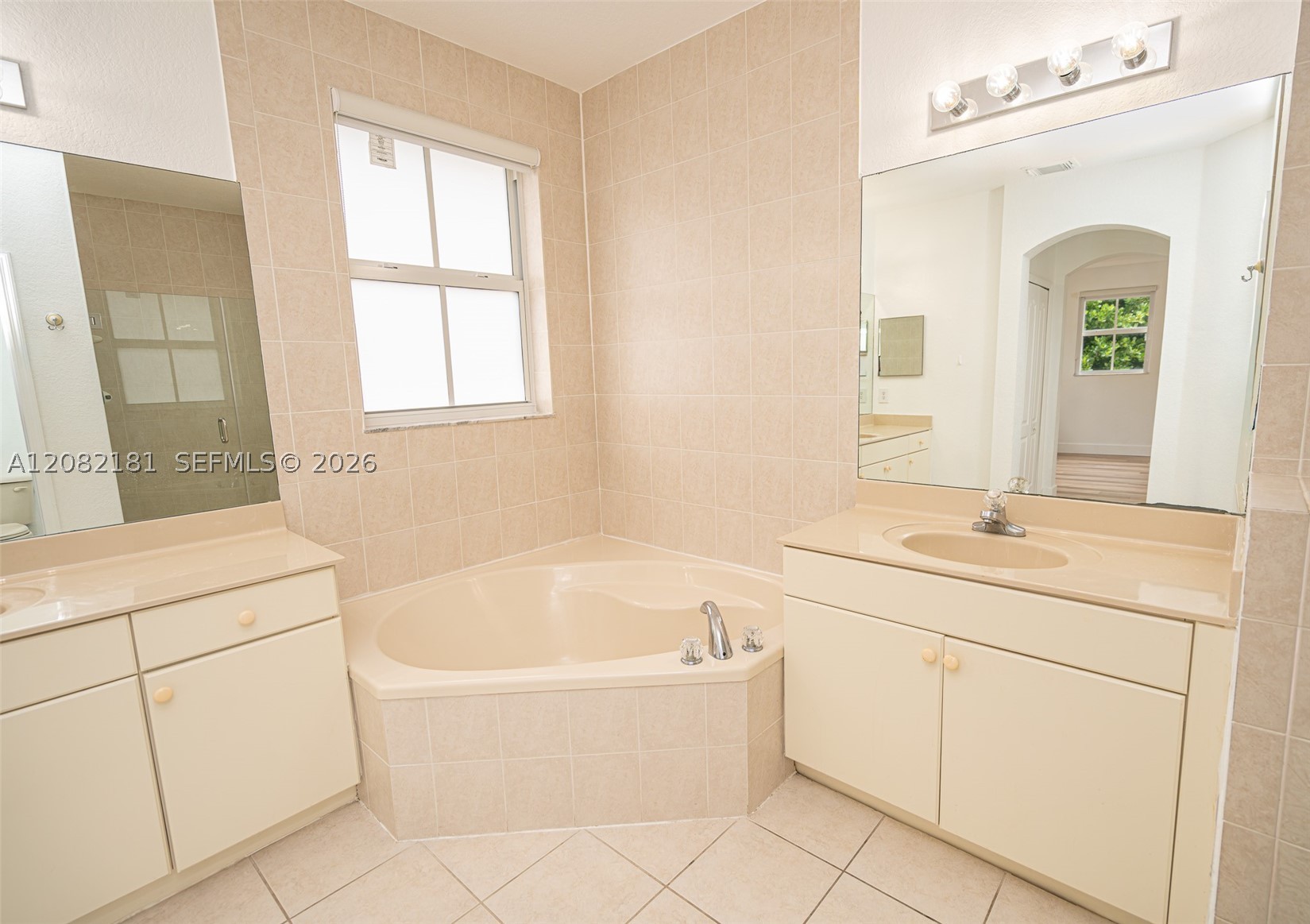 7670 Nw 113th Path Property Photo 74