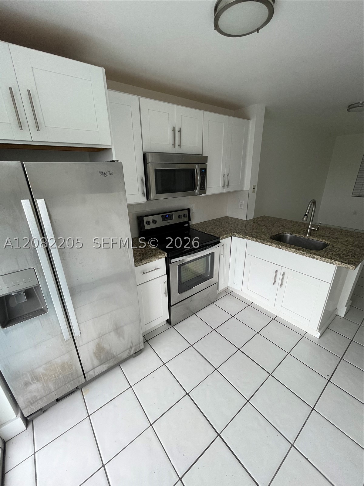 2575 Sw 27th Ave 506 Property Photo 2