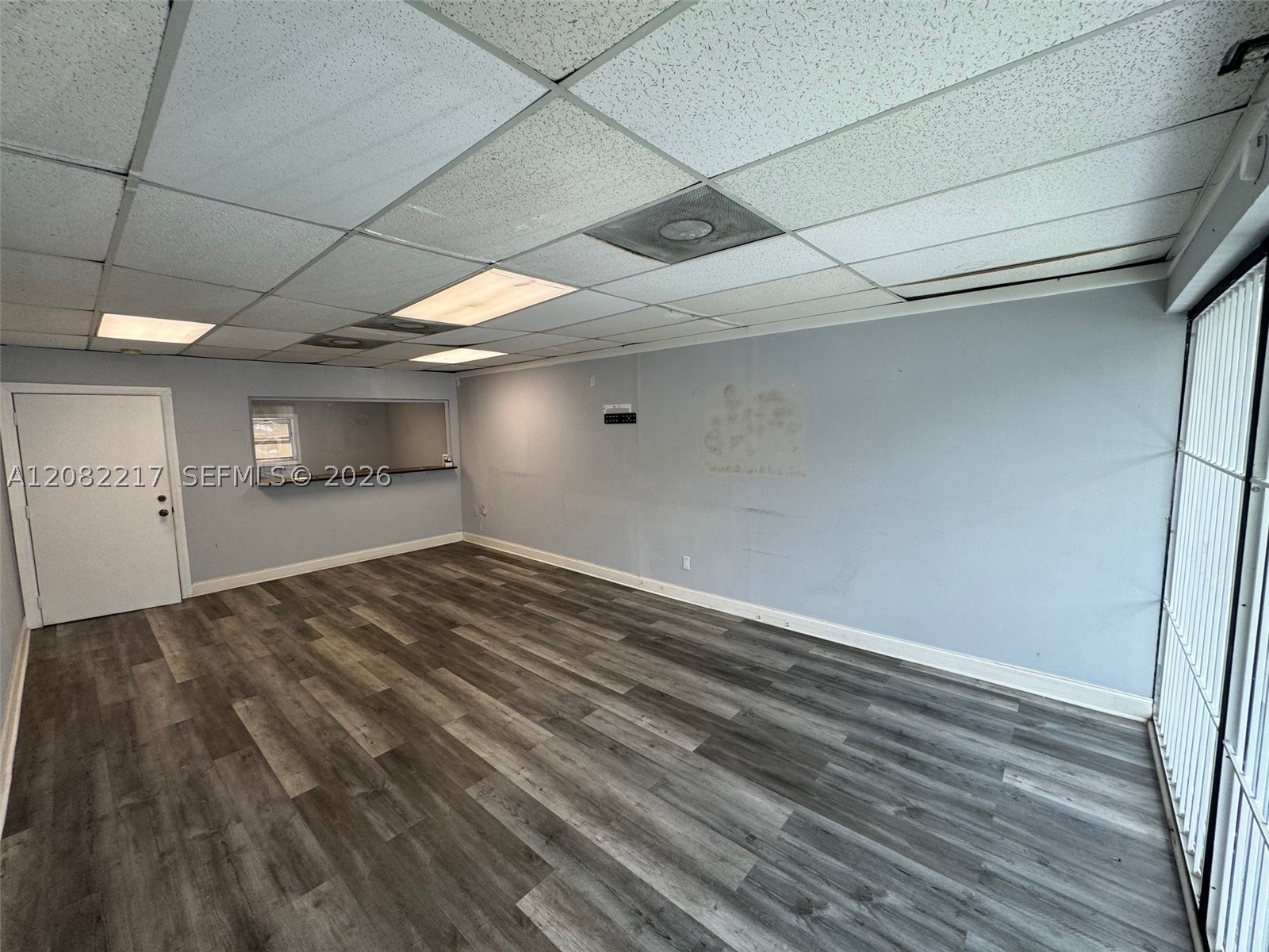 10550 Nw 77th Ct Property Photo 5