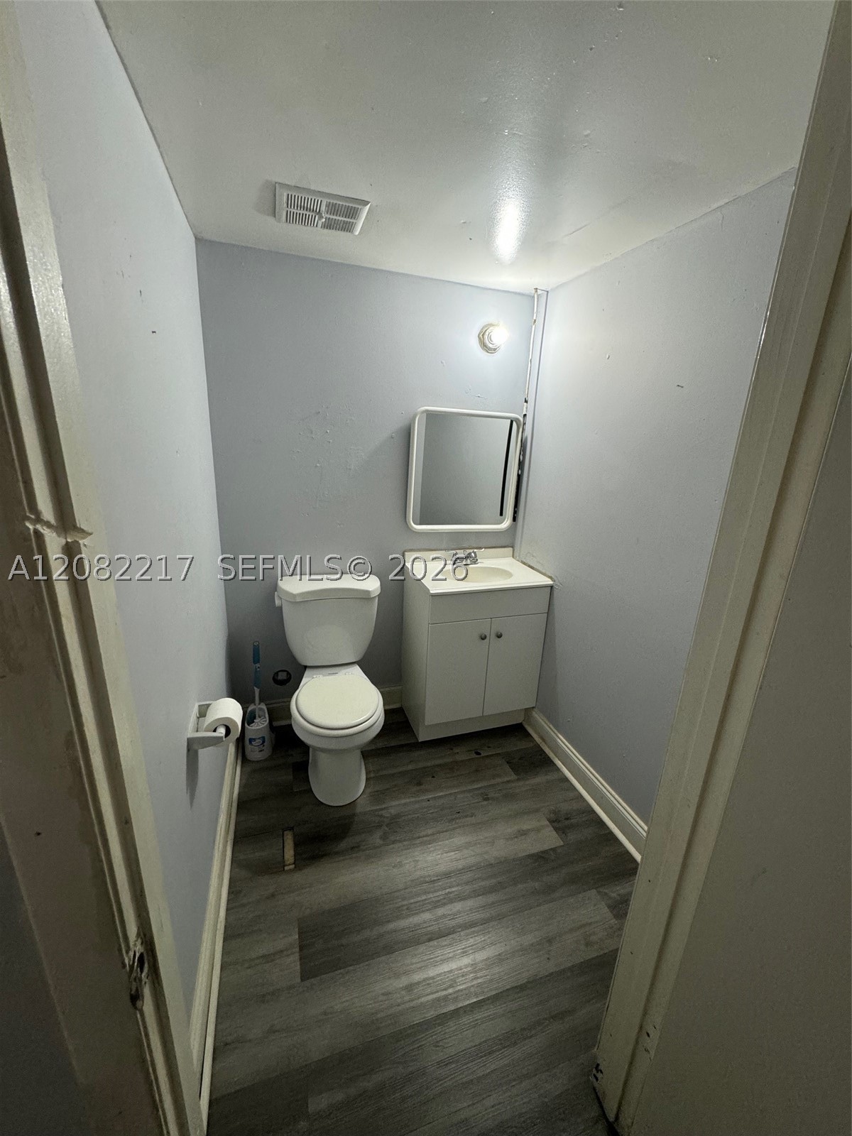 10550 Nw 77th Ct Property Photo 12
