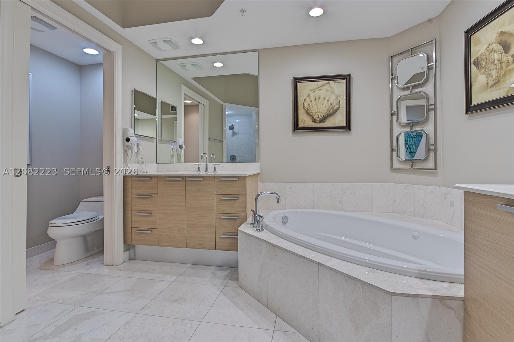 3535 S Ocean Dr 2805 Property Photo 25