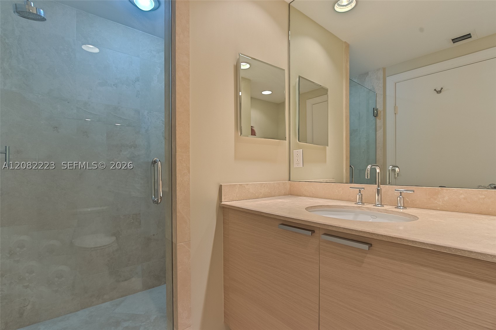 3535 S Ocean Dr 2805 Property Photo 32