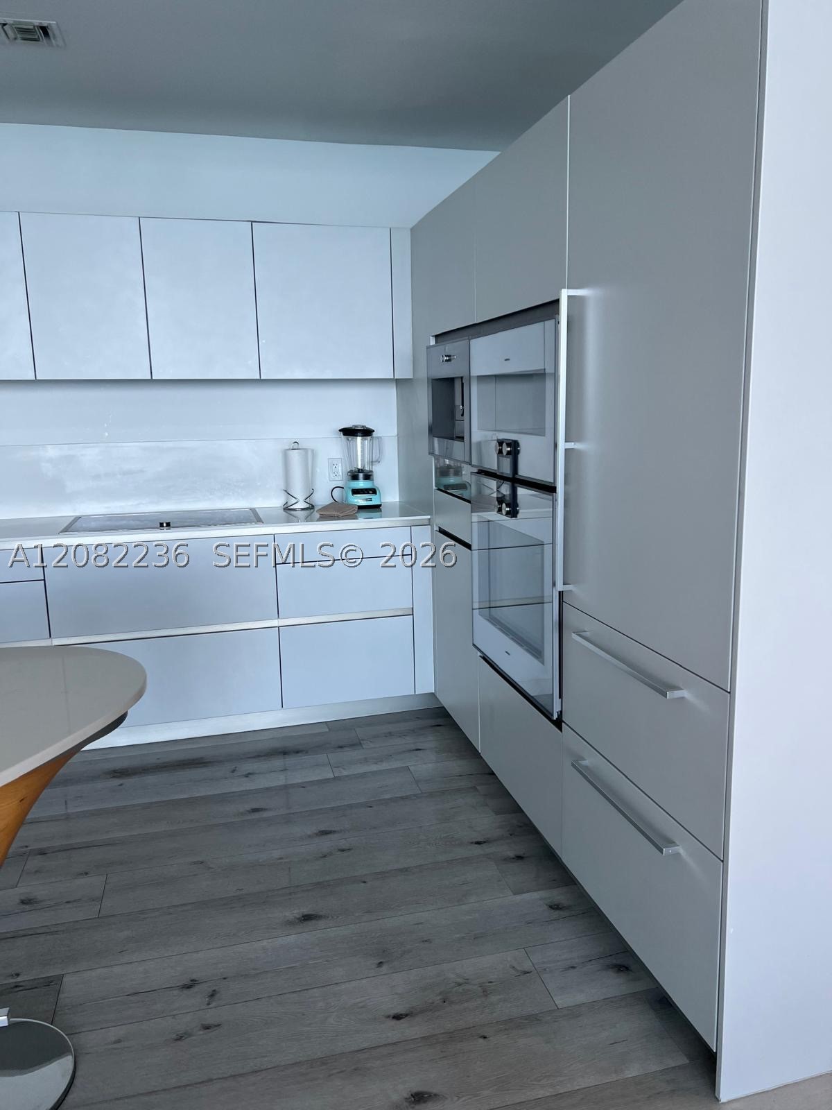 16901 Collins Ave 704 Property Photo 10