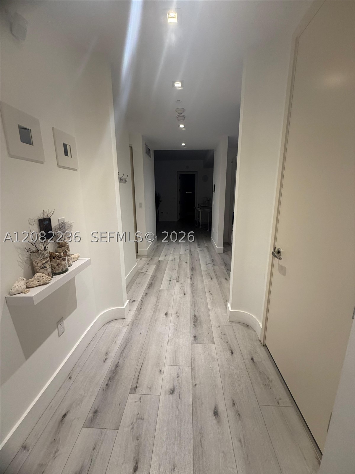 16901 Collins Ave 704 Property Photo 17