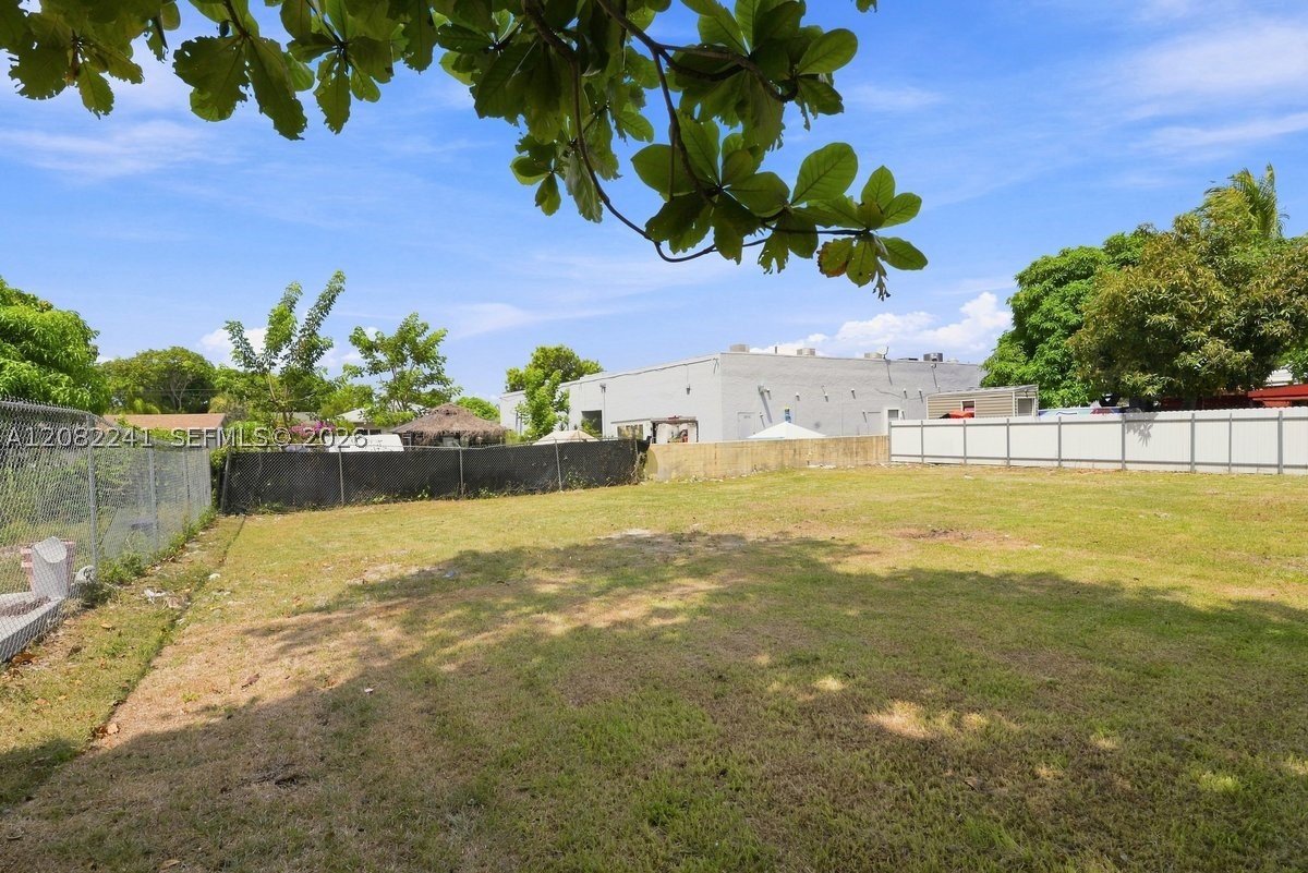 10215 Sw 184th St Property Photo 16