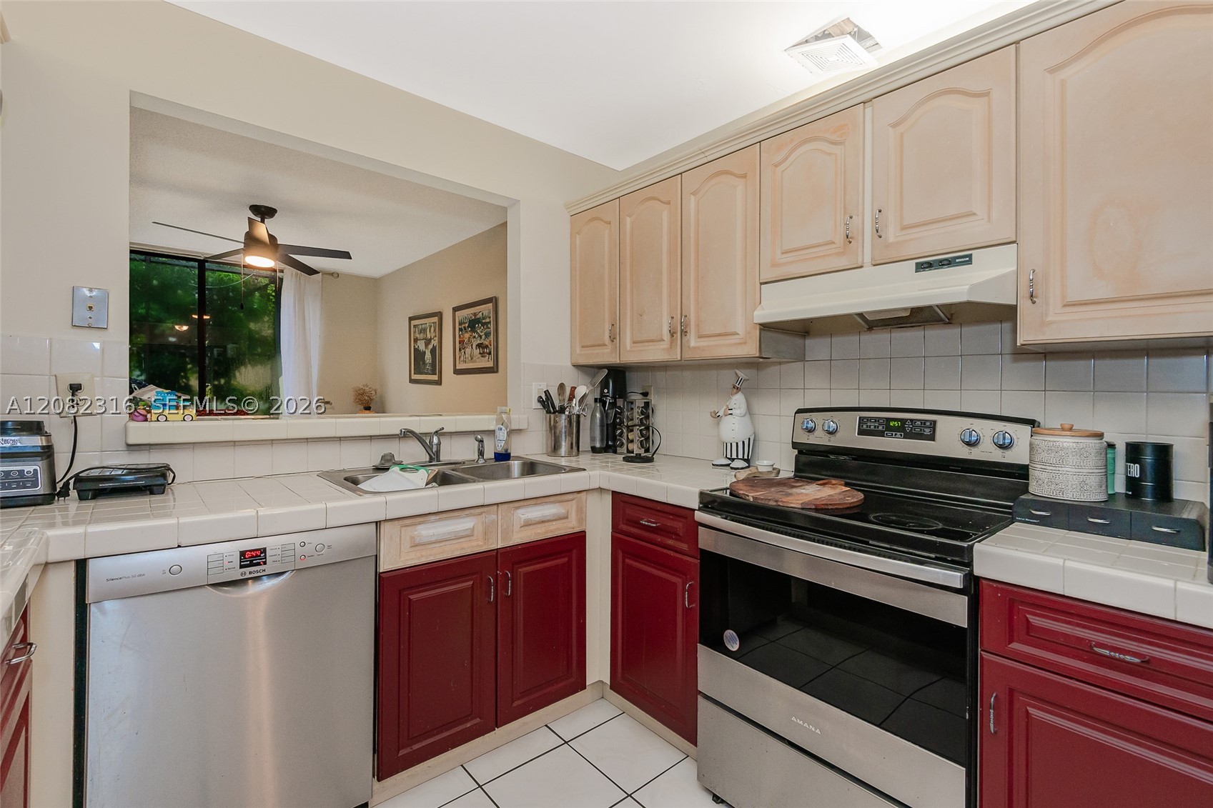 9876 Costa Del Sol Blvd B-93 Property Photo 13