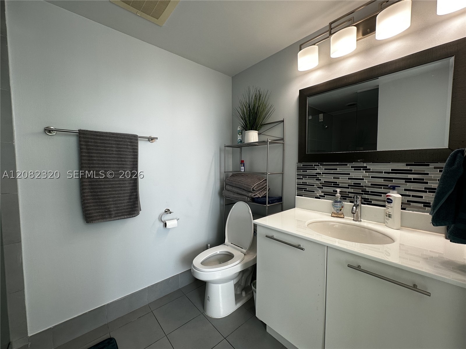 92 Sw 3rd St 3501 Property Photo 13