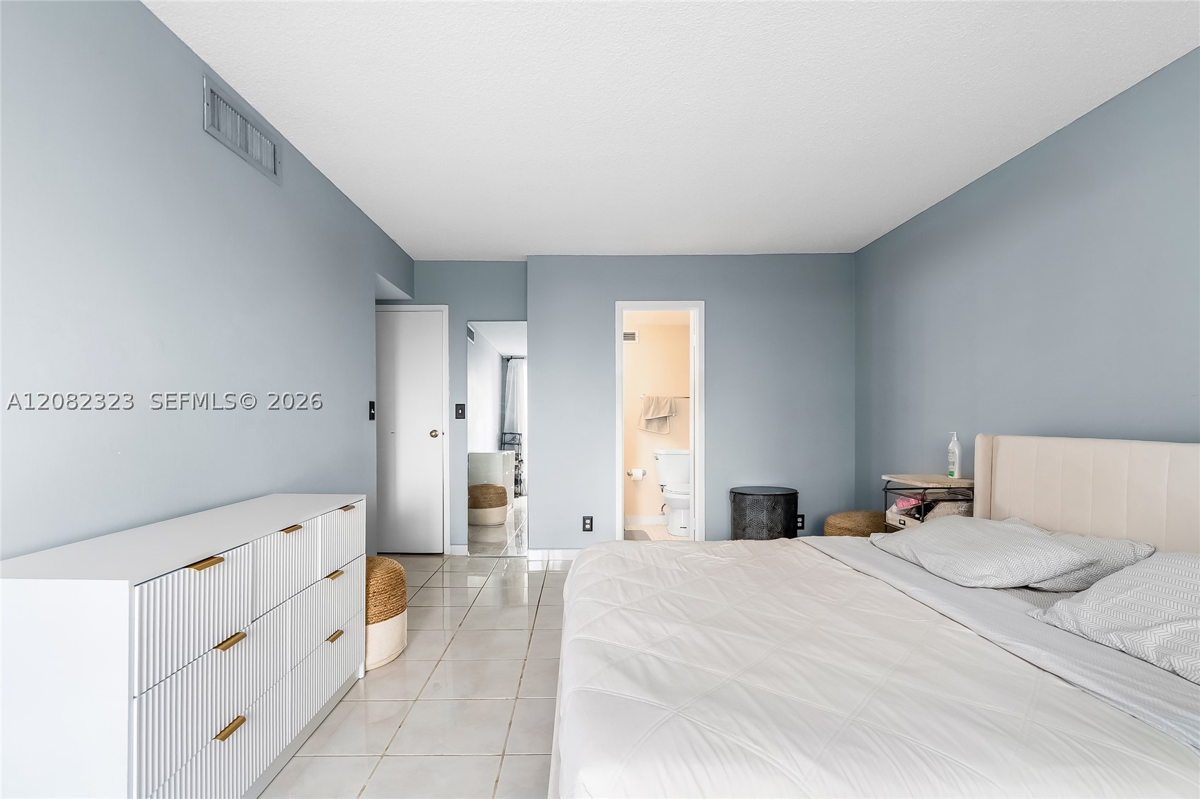 601 Three Islands Blvd 304 Property Photo 14