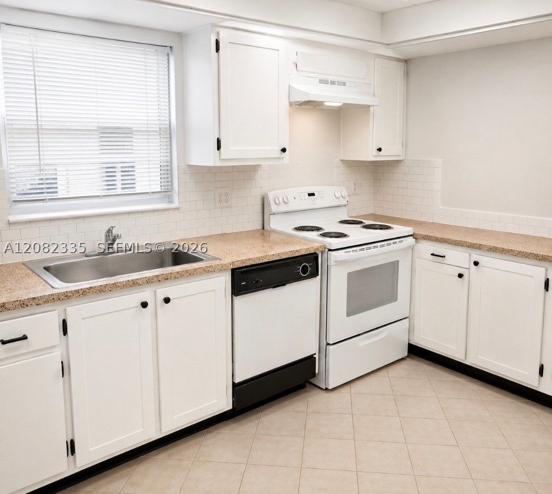 A12082335 Property Photo 6