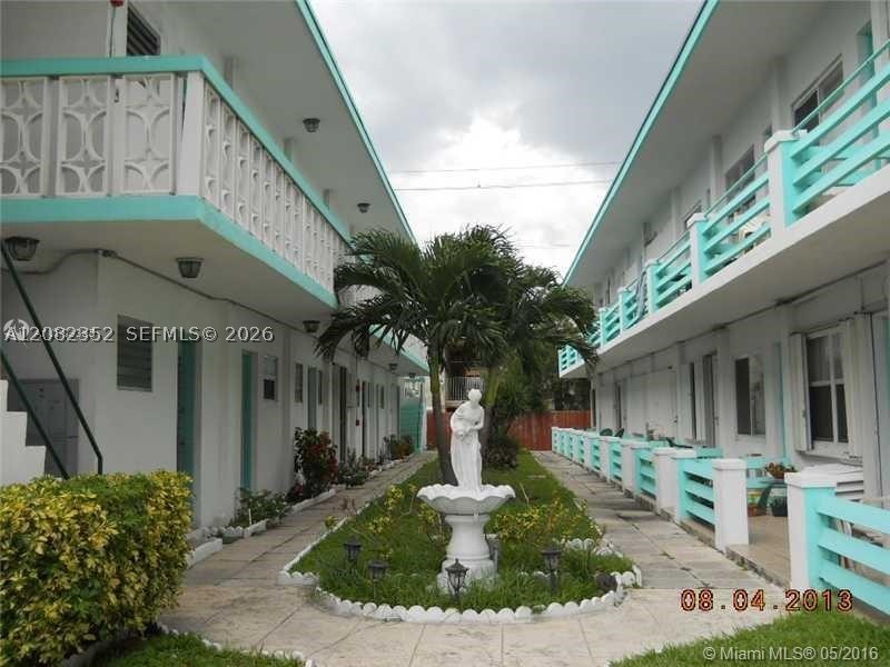 6494 Collins Ave 24 Property Photo 2