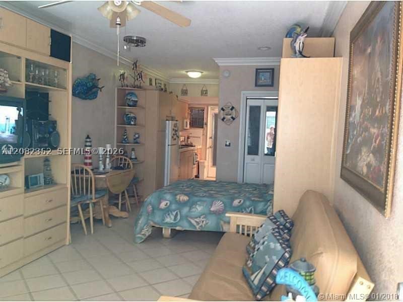 6494 Collins Ave 24 Property Photo 10