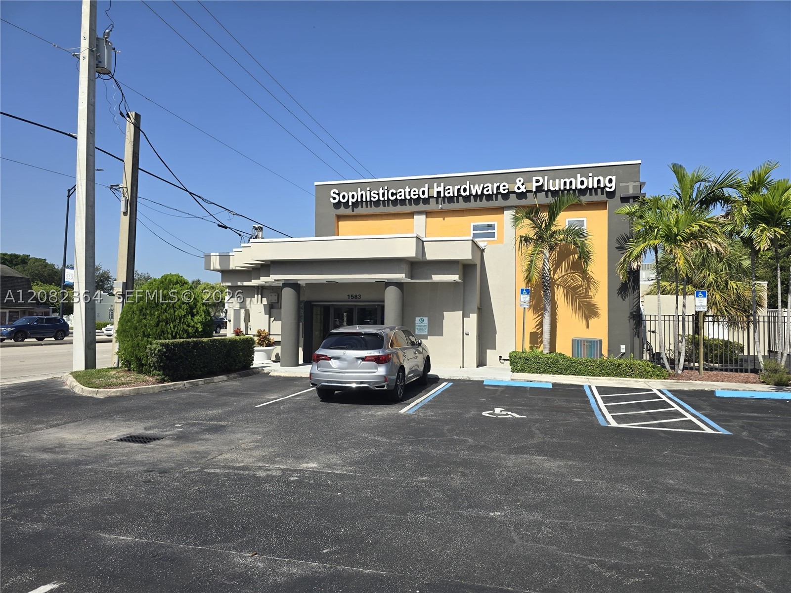 1583 E Oakland Park Blvd Property Photo 4