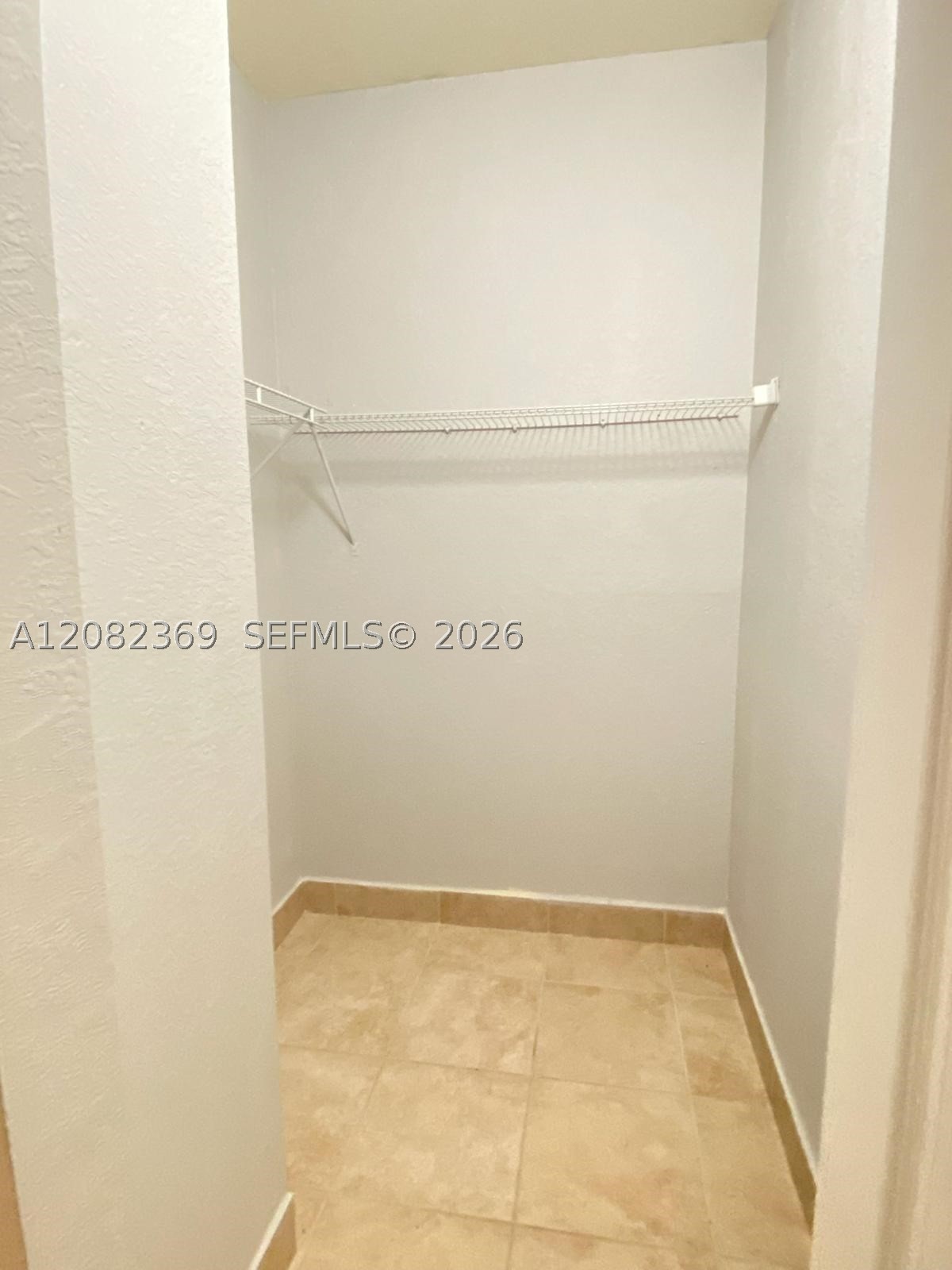 2302 Ne 37th Ter 2302 Property Photo 13