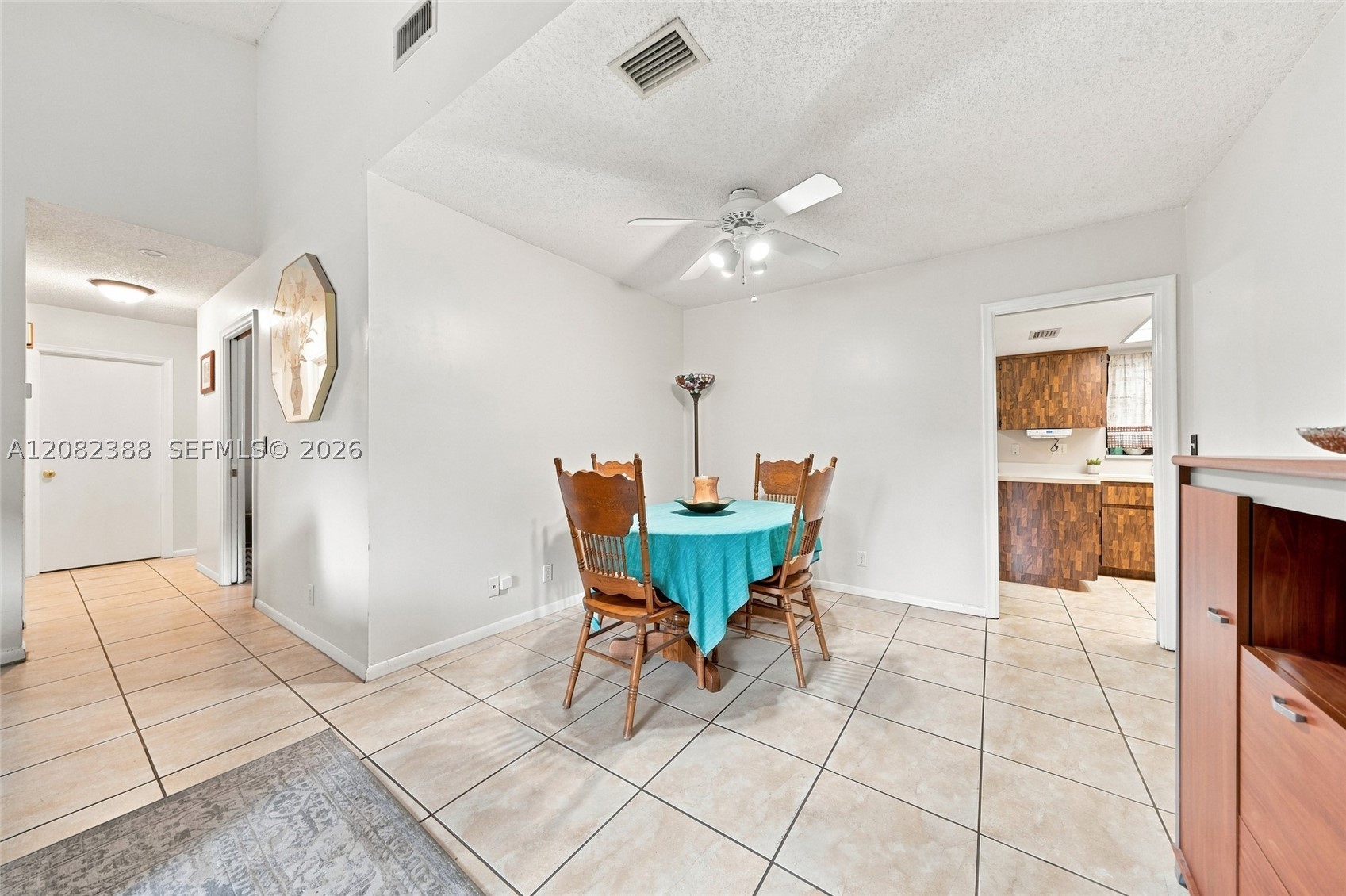 8656 Sw 50th St Property Photo 14