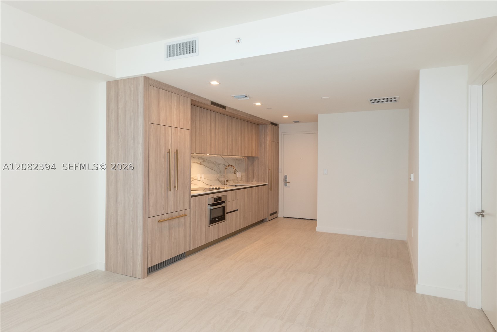 77 Se 5th Street 3908 Property Photo 10
