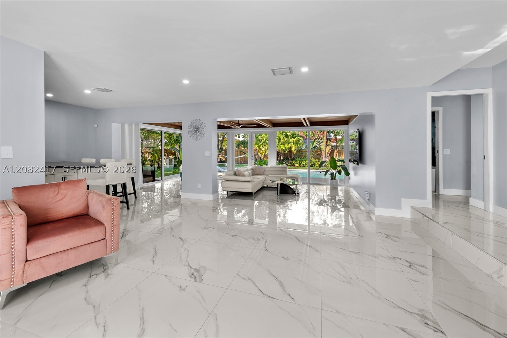 1025 Washington St Property Photo 60