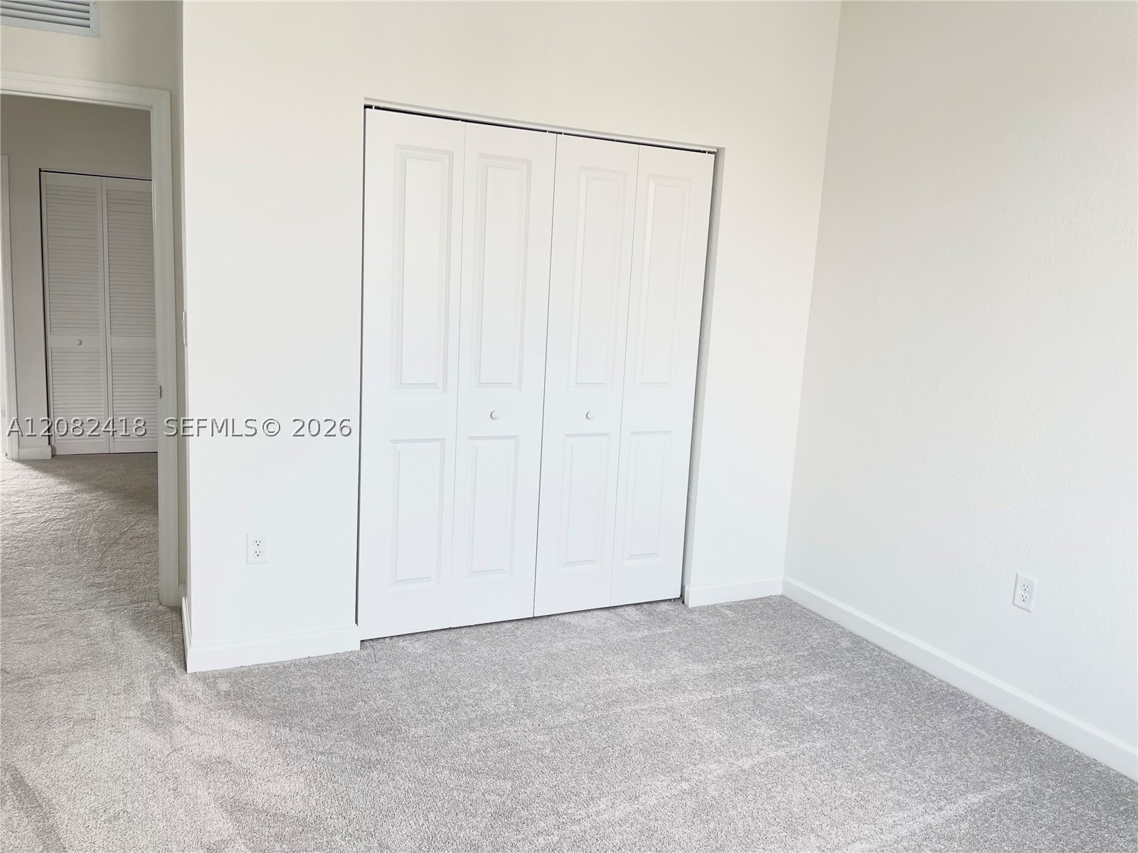 1427 Se 7th Ter Property Photo 10