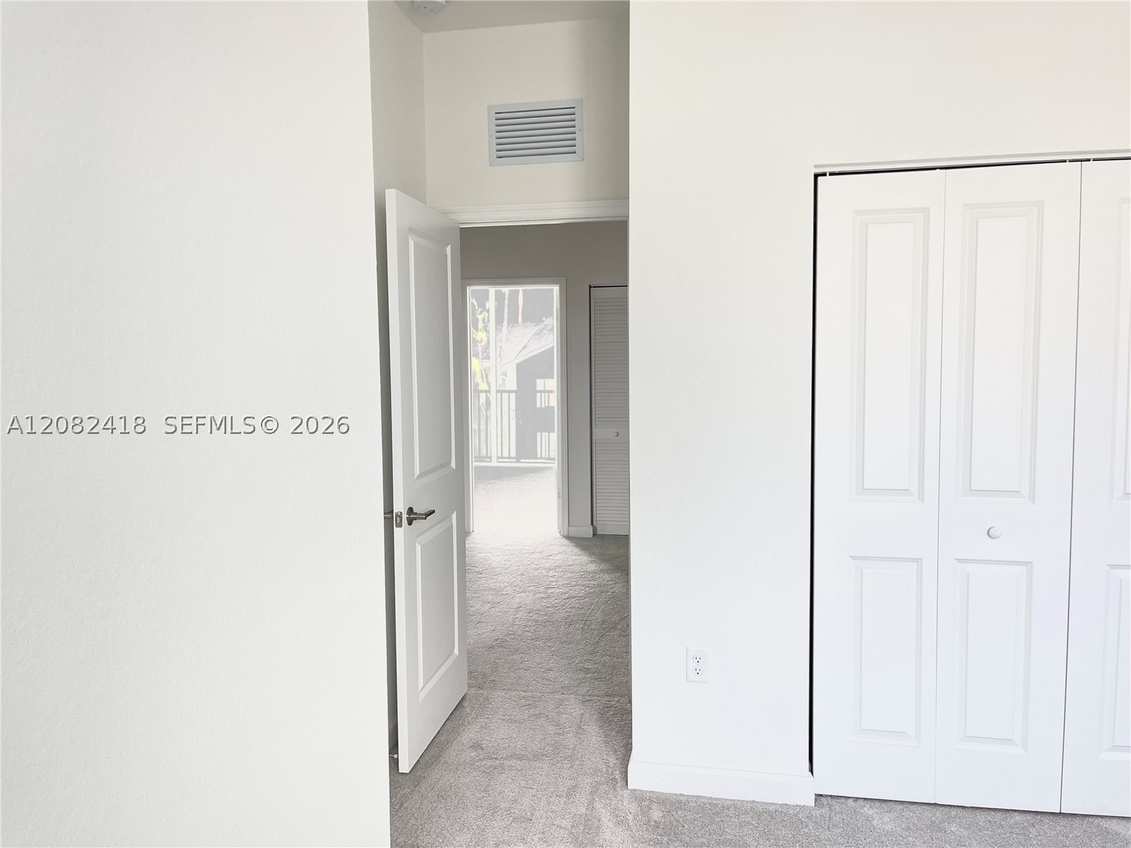 1427 Se 7th Ter Property Photo 11