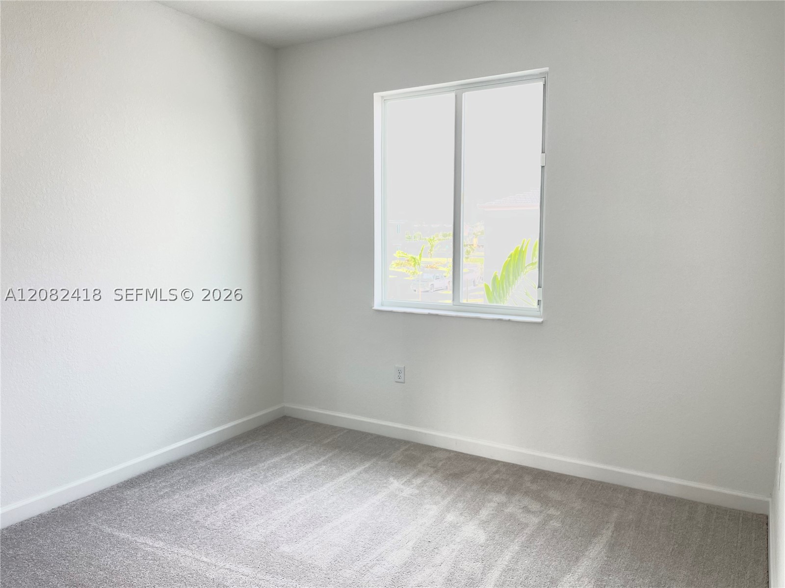 1427 Se 7th Ter Property Photo 12