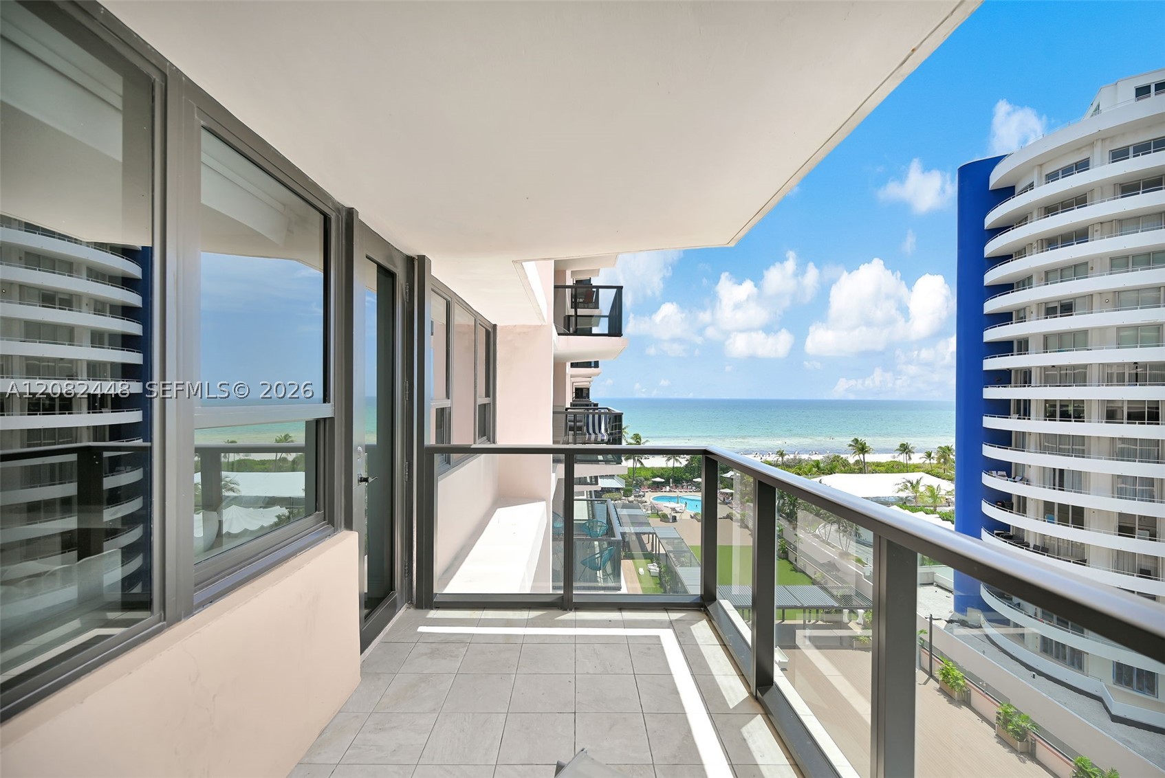 5225 Collins Ave 1015 Property Photo 1