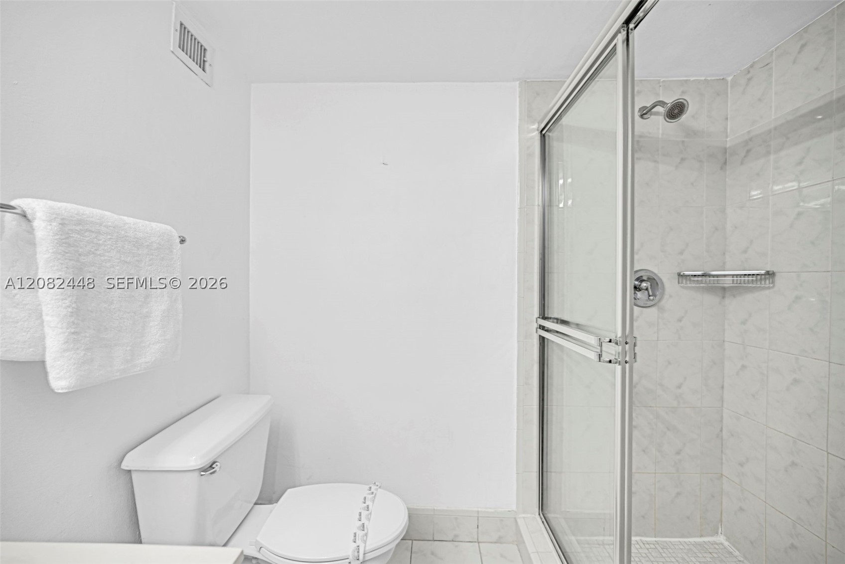 5225 Collins Ave 1015 Property Photo 16