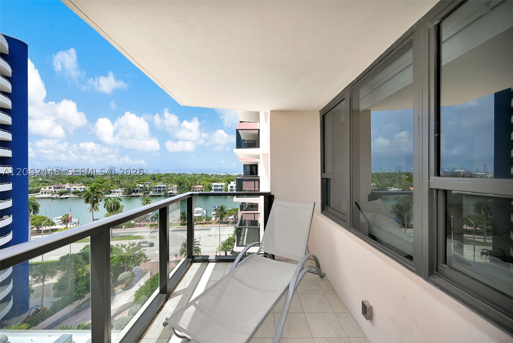 5225 Collins Ave 1015 Property Photo 25