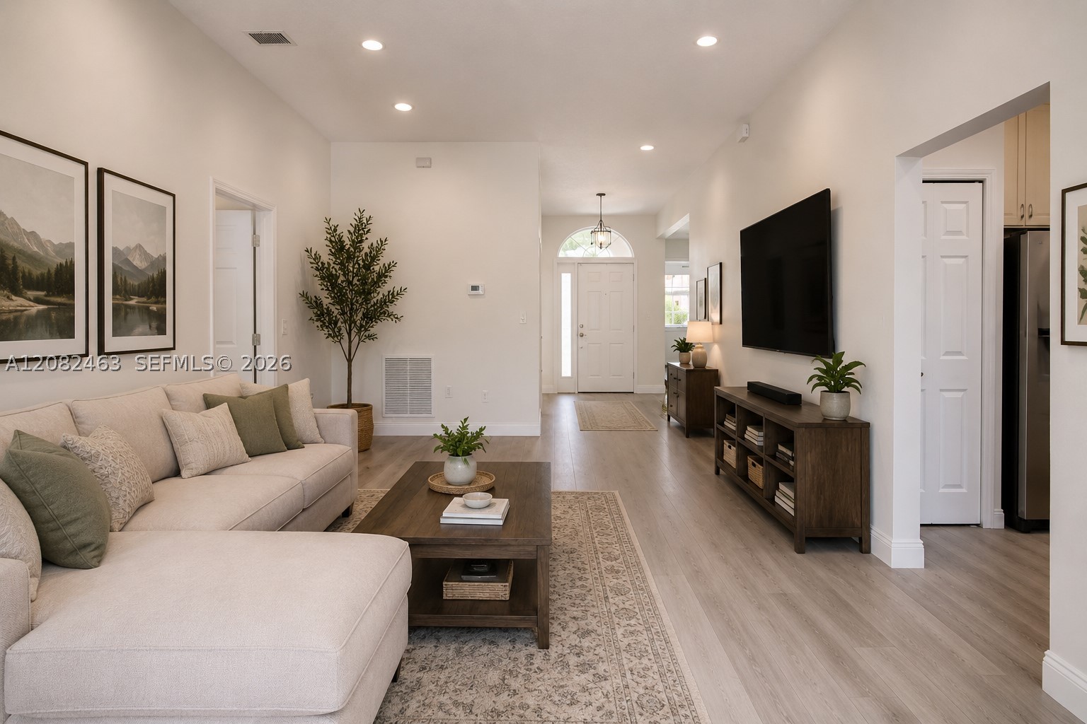 1680 Ne 35th Ave Property Photo 5