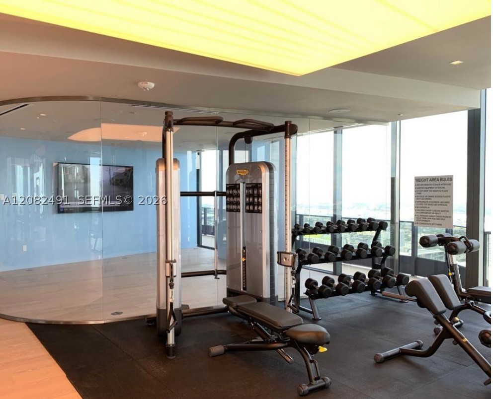 1000 Brickell Plaza 2406 Property Photo 19