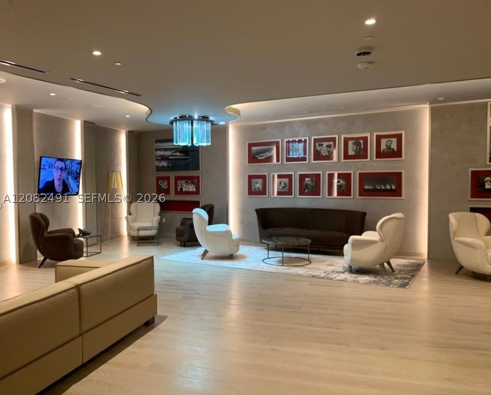 1000 Brickell Plaza 2406 Property Photo 23